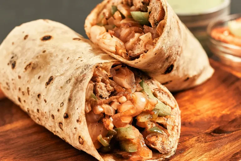 Cheesy Garlic Chicken Wraps